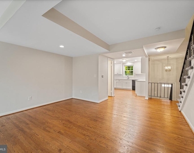 3885 Chain Bridge Road - Photo Thumbnail 16