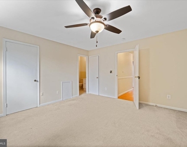 3885 Chain Bridge Road - Photo Thumbnail 22