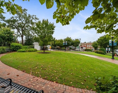 3885 Chain Bridge Road - Photo Thumbnail 47