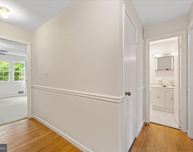 3885 Chain Bridge Road - Photo Thumbnail 20