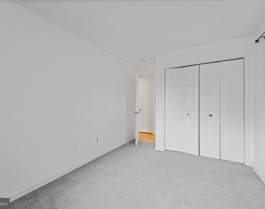 3885 Chain Bridge Road - Photo Thumbnail 30