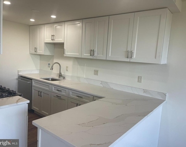 4600 Duke Street - Photo Thumbnail 2