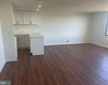 4600 Duke Street - Photo Thumbnail 8