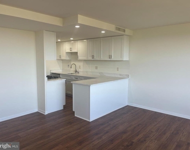 4600 Duke Street - Photo Thumbnail 1