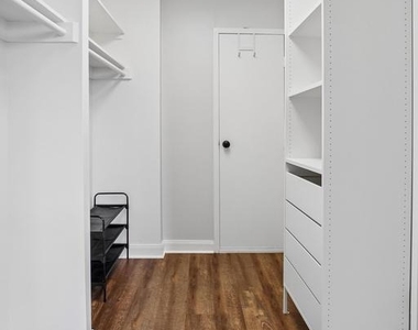 2030 N Adams Street - Photo Thumbnail 18