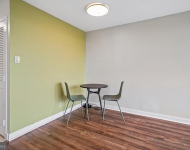 2030 N Adams Street - Photo Thumbnail 12