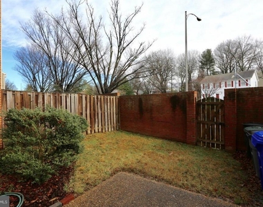 2215 N Somerset Street - Photo Thumbnail 23