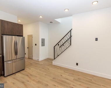 664 N Union Street - Photo Thumbnail 5