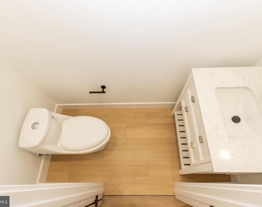 664 N Union Street - Photo Thumbnail 6