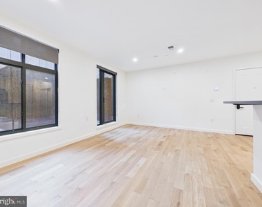 1128 Walnut Street - Photo Thumbnail 9