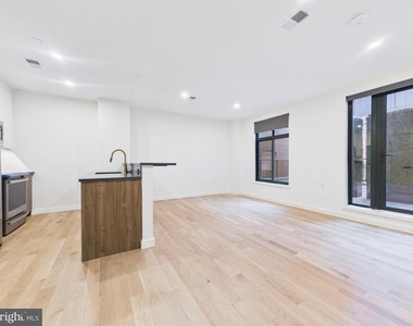 1128 Walnut Street - Photo Thumbnail 1