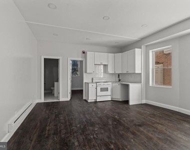 5237 Chester Avenue - Photo Thumbnail 12