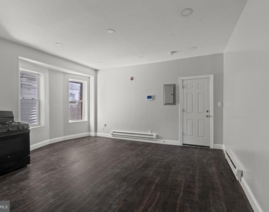 5237 Chester Avenue - Photo Thumbnail 18
