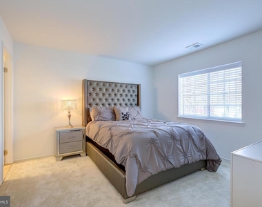 2751 Pennsylvania Avenue - Photo Thumbnail 20