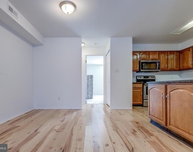 2751 Pennsylvania Avenue - Photo Thumbnail 9