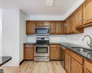 2751 Pennsylvania Avenue - Photo Thumbnail 12