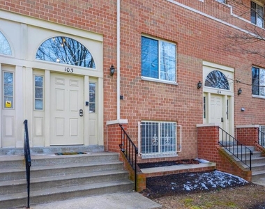 2751 Pennsylvania Avenue - Photo Thumbnail 3