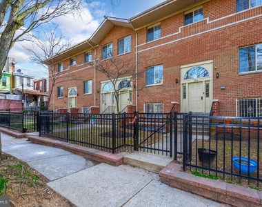 2751 Pennsylvania Avenue - Photo Thumbnail 2