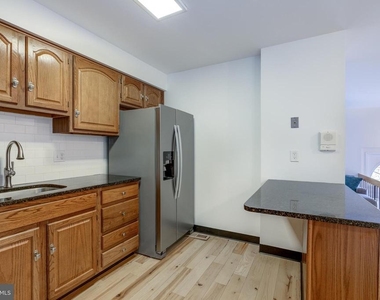 2751 Pennsylvania Avenue - Photo Thumbnail 13