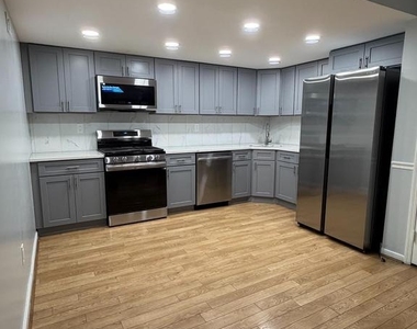 12021 Bustleton Avenue - Photo Thumbnail 1