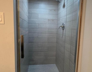 12021 Bustleton Avenue - Photo Thumbnail 3