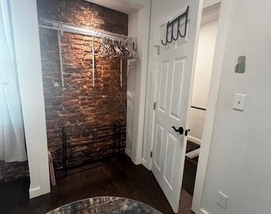 121 Mercy Street - Photo Thumbnail 21