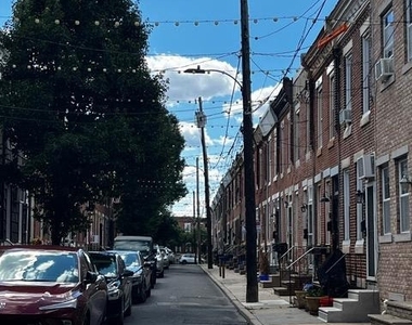 121 Mercy Street - Photo Thumbnail 41