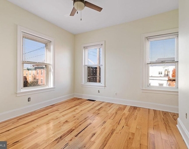 2738 Poplar Street - Photo Thumbnail 4