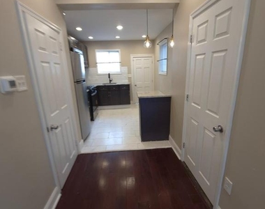 2228 S Bonsall Street - Photo Thumbnail 7