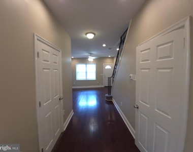 2228 S Bonsall Street - Photo Thumbnail 5
