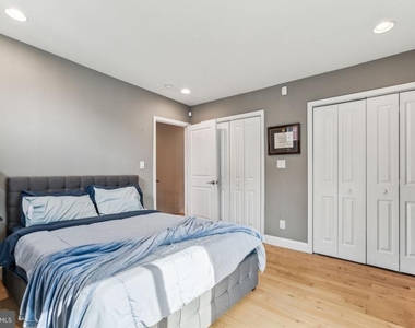 1930 Wharton Street - Photo Thumbnail 17