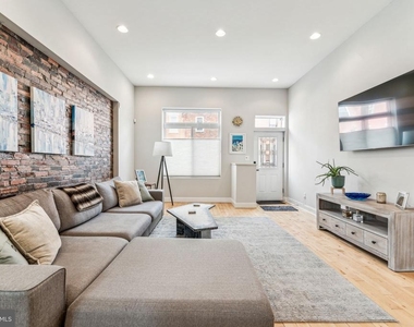 1930 Wharton Street - Photo Thumbnail 2