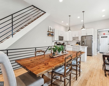 1930 Wharton Street - Photo Thumbnail 3