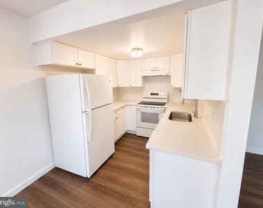 5081 Defford Place - Photo Thumbnail 2