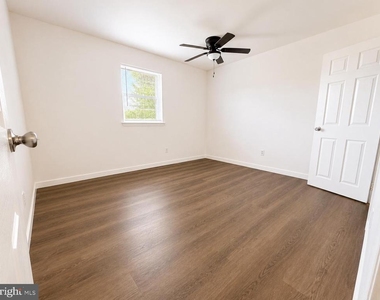 5081 Defford Place - Photo Thumbnail 4