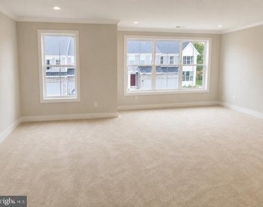 51 Sassafras Lane - Photo Thumbnail 5