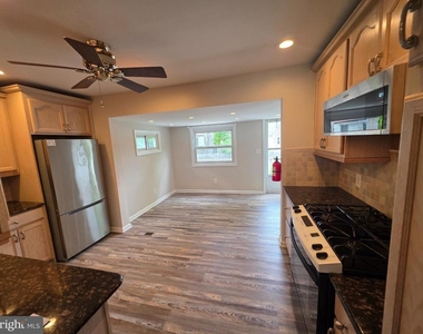 27 Koehler Drive - Photo Thumbnail 14