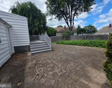 27 Koehler Drive - Photo Thumbnail 19