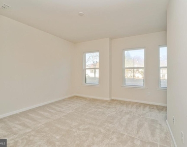 103 Vaughn Drive Ext - Photo Thumbnail 6