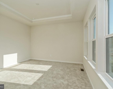 103 Vaughn Drive Ext - Photo Thumbnail 21