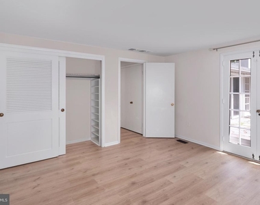 68 Mountain Avenue - Photo Thumbnail 12
