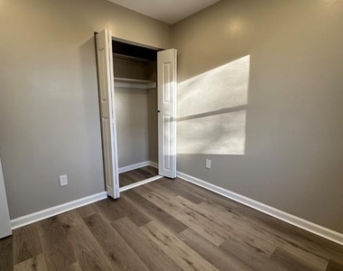 14 Buttonwood Road - Photo Thumbnail 24