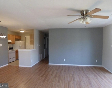 808 Britton Place - Photo Thumbnail 8