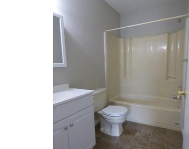 808 Britton Place - Photo Thumbnail 17