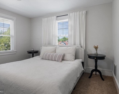 158 Lafayette Road - Photo Thumbnail 20