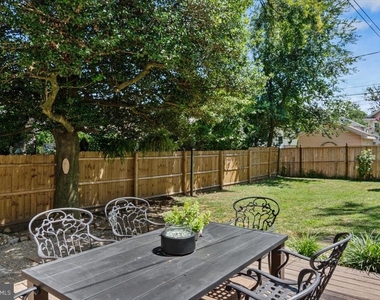 158 Lafayette Road - Photo Thumbnail 26