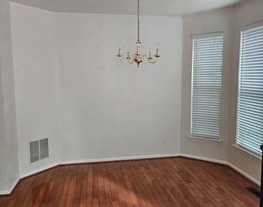 365 Tuvira Lane - Photo Thumbnail 4