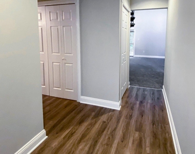 60 Summit Court - Photo Thumbnail 2