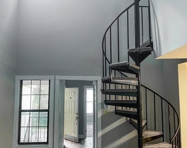 60 Summit Court - Photo Thumbnail 9