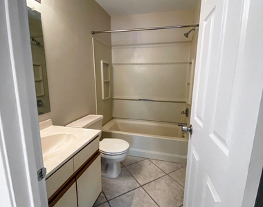 60 Summit Court - Photo Thumbnail 5